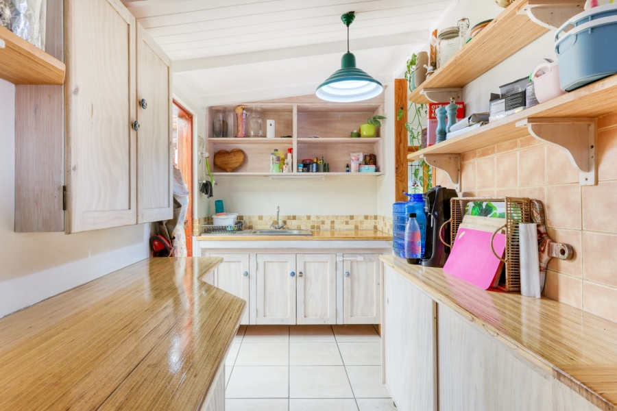 To Let 4 Bedroom Property for Rent in Crofters Valley Western Cape